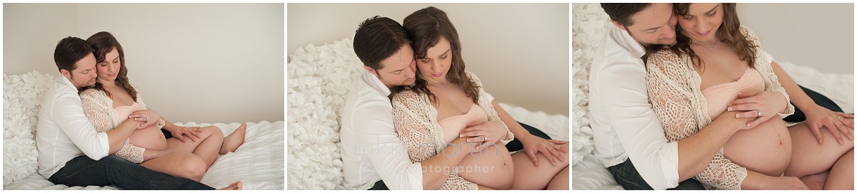 pregnancy portrait photographer