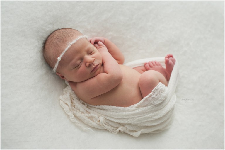 professional newborn photographers near me