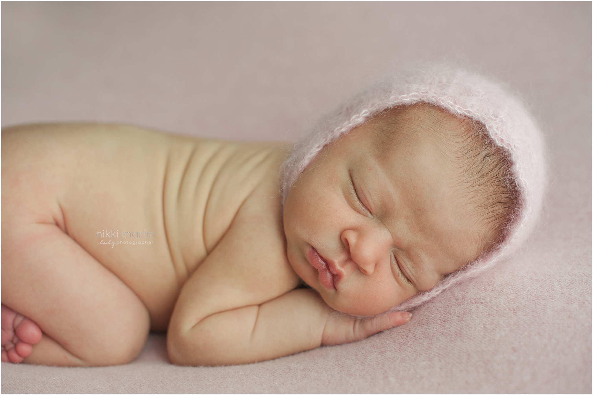 professional newborn photographers near me