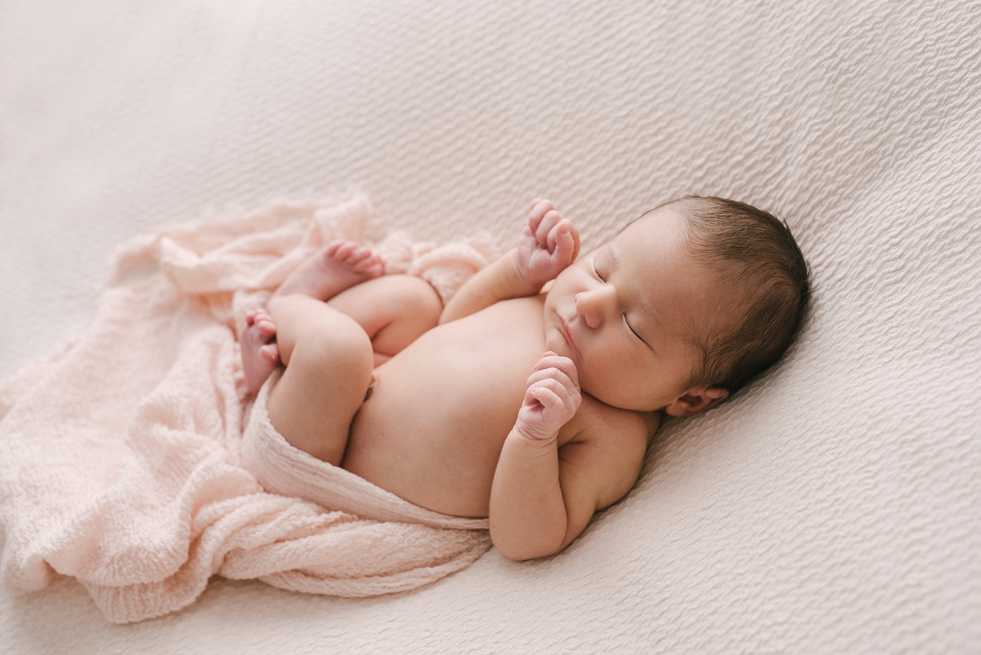 newborn photographer near me