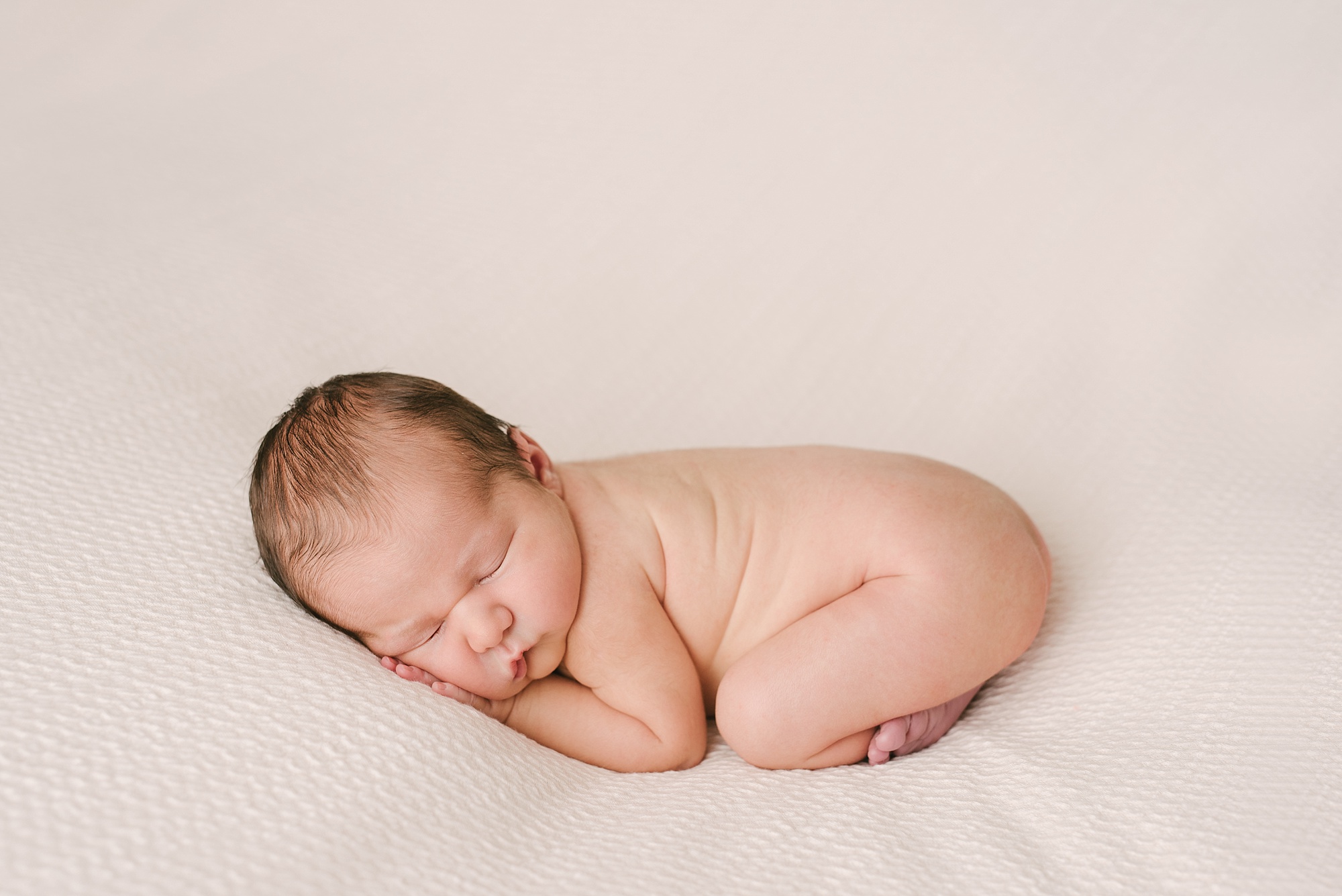 newborn photographer near me