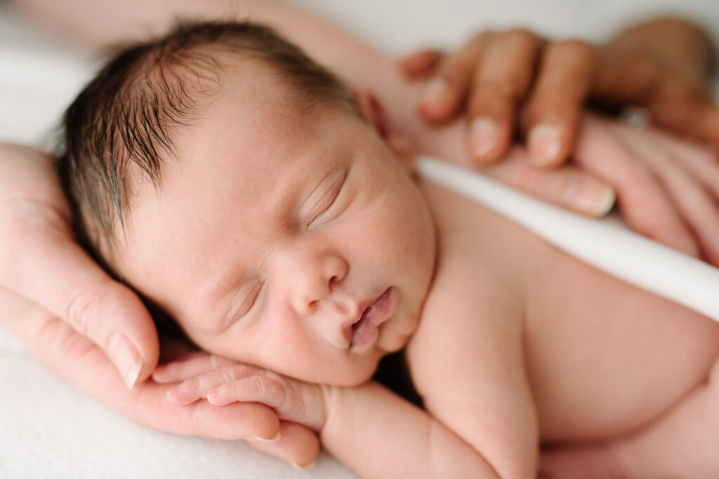 Maine newborn baby photographer near me