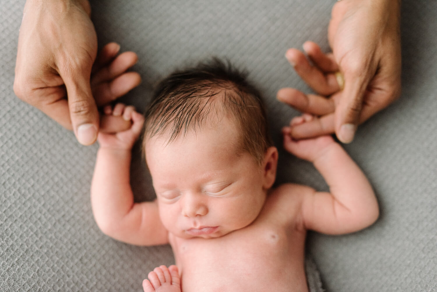 Maine newborn baby photographer near me